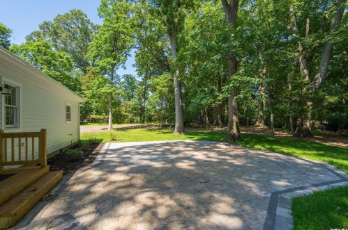 53 Winkle Point Dr, Northport NY  11768-1154 exterior