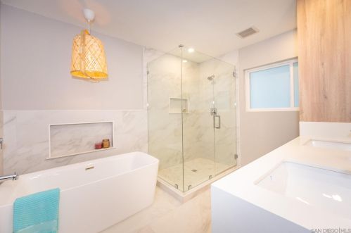 3486 Mountain View Dr, San Diego CA  92116-1950 exterior