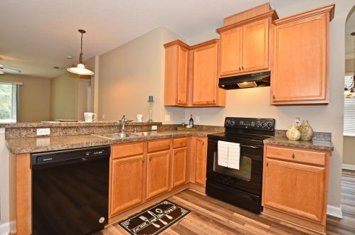 15600 Montesino Dr, Orlando FL 32828-6740 exterior