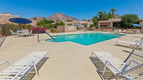 48118 Via Hermosa, La Quinta CA  92253-2227 exterior