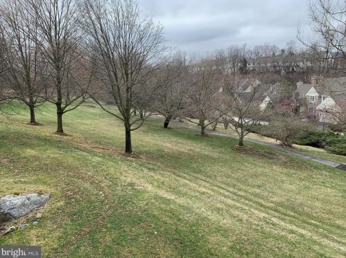 14 Daylesford Blvd, Berwyn, PA 19312-2529
