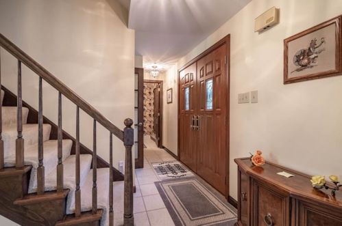 111 Yorktown Rd, Canonsburg, PA 15317-3637