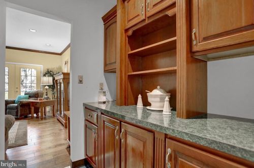 63 Willow Mill Park Rd, Navy Sup Dpt PA  17050-1757 exterior