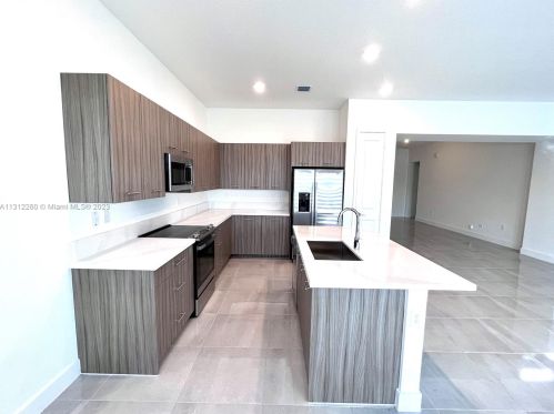 17406 41st St, Hollywood FL  33029 exterior