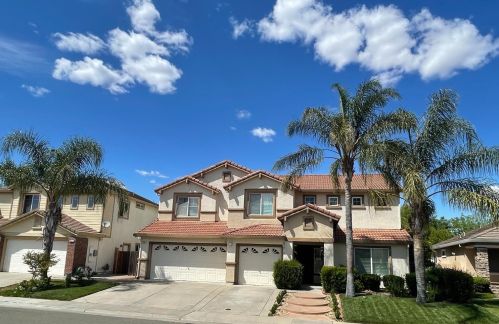 8521 Modena Way, Elk Grove, CA 95624-4509