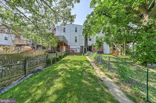 107 Gay St, Red Lion PA  17356-1114 exterior