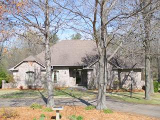 175 Old Farm Rd, Paducah, KY 42001-8741
