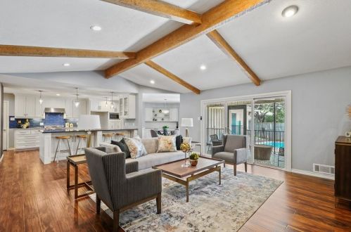 7507 Cliffbrook Dr, Dallas TX  75254-8012 exterior