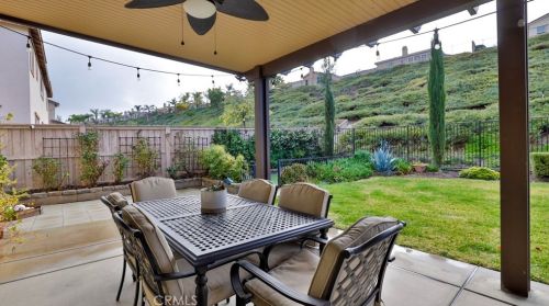 35595 Desert Rose Way, Lake Elsinore CA  92532-2905 exterior