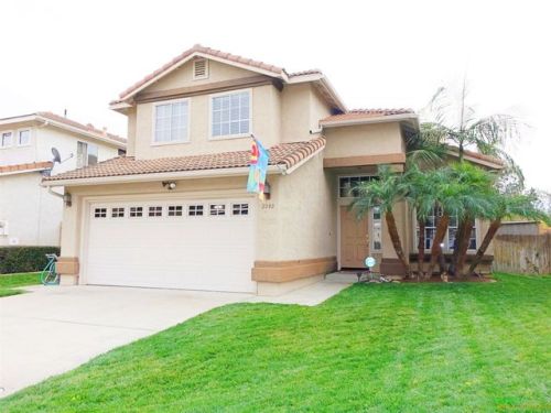 2292 Eastbrook Rd, Vista, CA 92081-8325