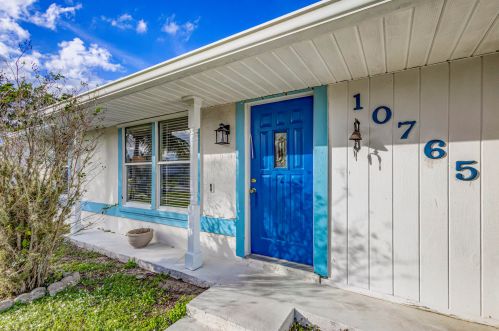 10765 Dalmany Way, West Palm Beach, FL 33411-4011