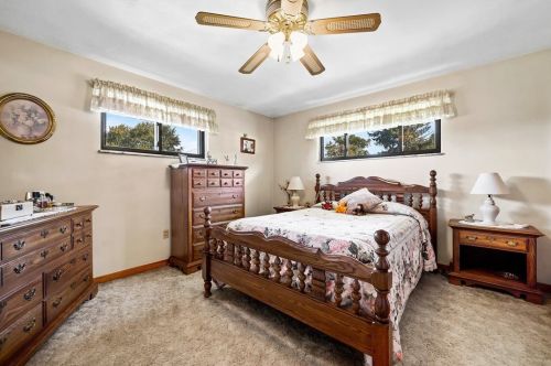 4301 Battle Rdg Rd, Mc Donald PA  15057-2598 exterior