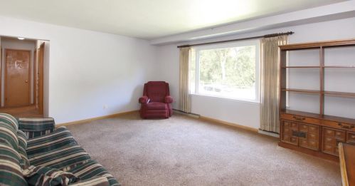448 Tompkins St, Fond Du Lac, WI 54935-4746