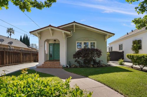 479 8th St, San Jose, CA 95112-3346