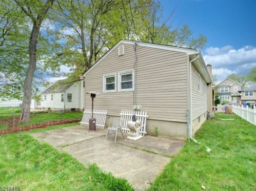 80 Star St, Iselin NJ  08830-1860 exterior