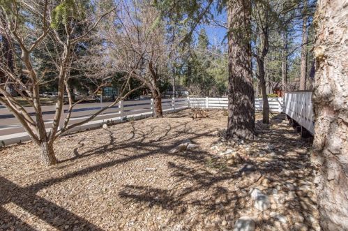 919 Mountain Ln, Big Bear City CA  92314 exterior