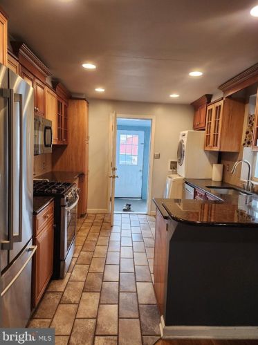 27 Orange Ave, Prospectville, PA 19002-4701