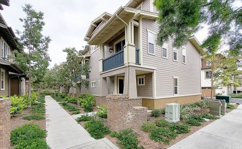 367 Flyers Ln, Tustin, CA 92782-6511