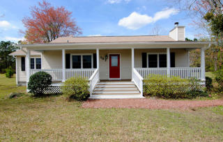 107 Sycamore Dr, Burgaw, NC 28425-3166