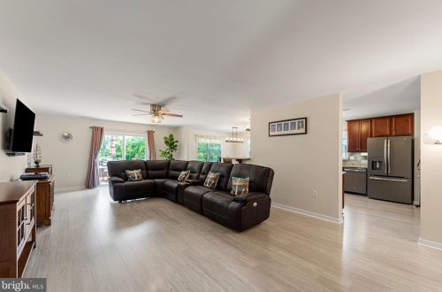 84 Cove Ln, Montross VA  22520-4026 exterior