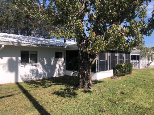 4210 96th Ave, Pinellas Park FL  33782-3900 exterior