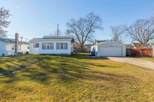 523 Berlin Ave, Mishawaka IN  46544-1503 exterior