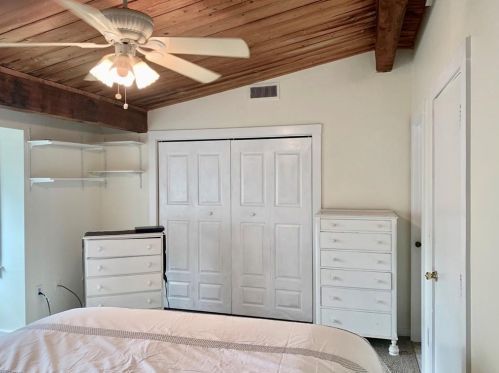 40 Web Ave, North Kingstown RI  02852-6822 exterior