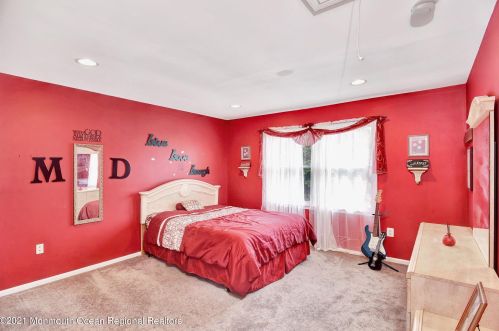 8 Rillstone Ct, East Freehold NJ  07728-8574 exterior