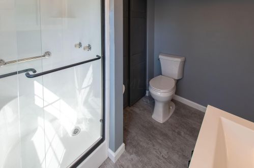 1259 Woodside Dr, Marion OH  43302-5745 exterior