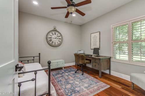 7240 Sunnyside Dr, Scottsdale AZ  85260-5439 exterior