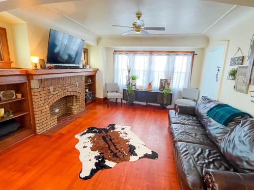 2830 55, Milwaukee WI 53219-3356 exterior