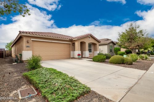 967 Leslie Ave, San Tan Valley, AZ 85140-4100