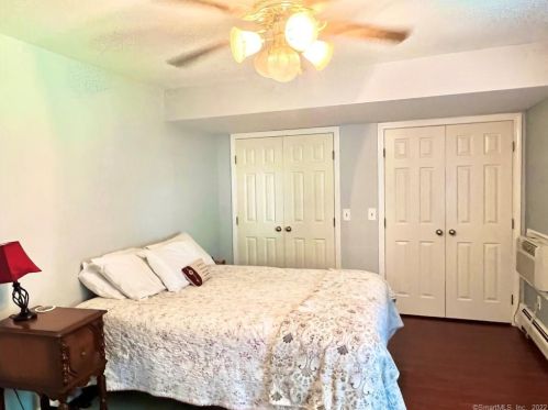 8 Sherman Ave, Bridgeport CT  06611-2335 exterior