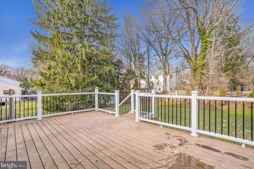 405 Knight Rd, Prospectville PA  19002-4252 exterior
