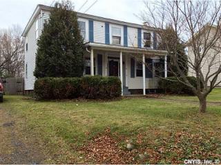 21 Lawrence St, Cross Lake, NY 13080-4201