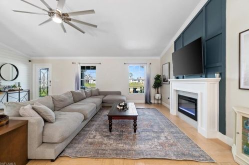 2505 20th Ave, Cape Coral FL  33904-3226 exterior