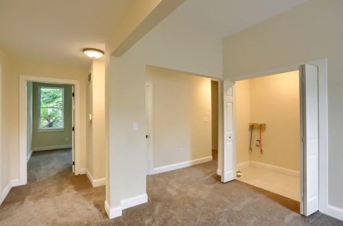 401 Maryland Ave, Oakmont PA  15139-1668 exterior