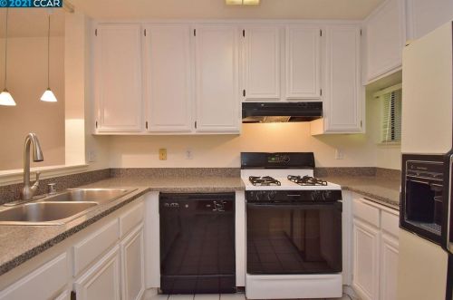 166 Farm Ln, Pacheco CA  94553-4185 exterior