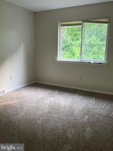 417 Wind Dr, Dover DE  19901-8601 exterior