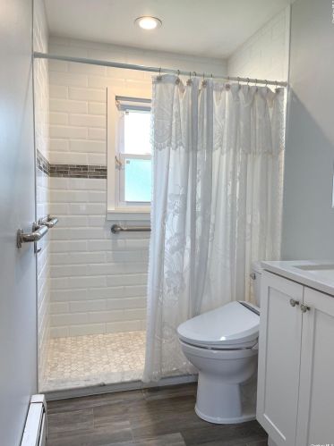 338 Wicks Ave, Babylon NY  11703-1511 exterior