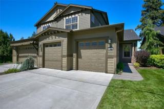 883 Blakely Rd, Bend, OR 97702-3386