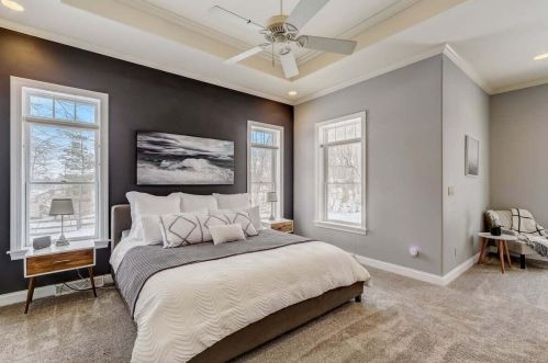 1947 Southwood Trl, West Bend WI  53090-8971 exterior