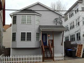 655 Chalkstone Ave, Providence, RI 02908-4344