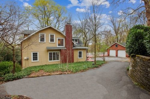 210 Walton Ave, South Orange, NJ 07079-1426