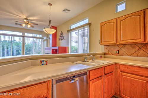 295 Continental Vis Pl, Green Valley AZ 85614-1457 exterior