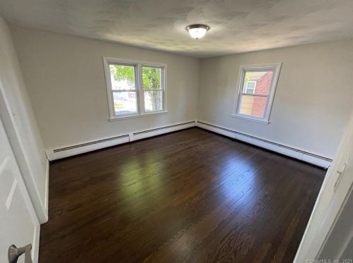 340 Clinton St, New Britain CT  06053-3518 exterior