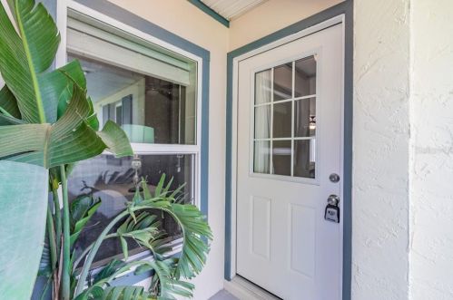 31196 Park Ridge Dr, Brooksville, FL 34602-7646