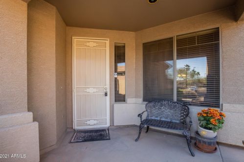 3778 Oxford Ln, Gilbert, AZ 85295-4678