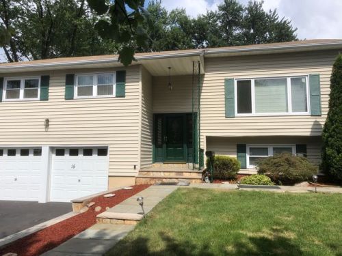 15 Henry St, Orangeburg, NY 10962-2320