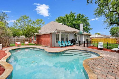 4728 Prescott Dr, Lewisville, TX 75028-2034